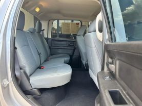 2019 RAM 1500 CLASSIC CREW CAB PICKUP V8, HEMI, 5.7 LITER EXPRESS PICKUP 4D 5 1/2 FT