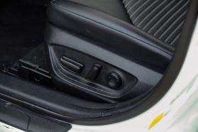 2021 Toyota Camry - Image 35