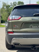 2019 Jeep Cherokee - Image 8