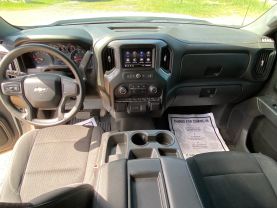 2021 CHEVROLET SILVERADO 1500 CREW CAB PICKUP 4-CYL, TURBO, 2.7 LITER CUSTOM PICKUP 4D 5 3/4 FT
