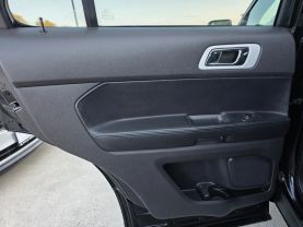 2014 Ford Explorer - Image 13