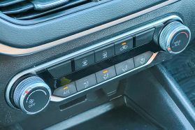 2022 NISSAN ALTIMA SEDAN - AUTOMATIC - Gentle Carmen Auto