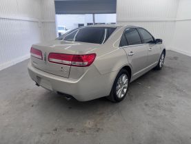 2010 LINCOLN MKZ