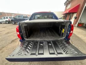 2013 CHEVROLET AVALANCHE PICKUP V8, FLEX FUEL, 5.3 LITER BLACK DIAMOND LT SPORT UTILITY PICKUP 4D 5 1/4 FT