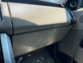 2016 Land Rover Range Rover - Image 11
