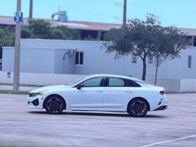 2022 KIA K5