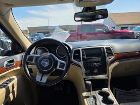 2012 JEEP GRAND CHEROKEE SUV V6, FLEX FUEL, 3.6 LITER LIMITED SPORT UTILITY 4D