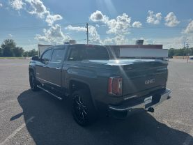 2018 GMC SIERRA 1500 CREW CAB PICKUP V8, ECOTEC3, 5.3 LITER SLT PICKUP 4D 5 3/4 FT