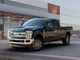 2017 FORD F250 SUPER DUTY CREW CAB PICKUP V8, TURBO DIESEL, 6.7L LARIAT PICKUP 4D 6 3/4 FT