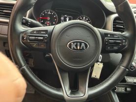 2017 KIA SORENTO SUV 4-CYL, GDI, 2.4 LITER LX SPORT UTILITY 4D