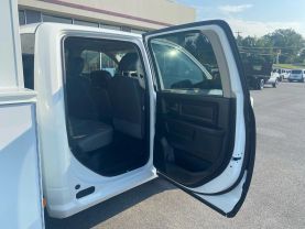 2014 RAM 3500 CREW CAB 9FT KNAPHEIDE KUV SERVICE BED TRUCK WITH 1600LB LIFTGATE SERVICE/UTILITY TRUCKS V8, HEMI, 6.4 LITER TRADESMAN 4D - Eddies Auto Sales