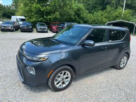 2022 KIA SOUL WAGON 4-CYL, 2.0 LITER LX WAGON 4D at T&T Repairables - used car dealership in Spencer, Indiana.