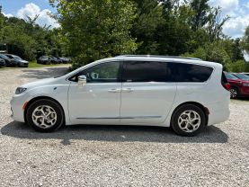 2021 CHRYSLER PACIFICA HYBRID VAN V6, HYBRID, 3.6 LITER LIMITED VAN 4D at T&T Repairables - used car dealership in Spencer, Indiana.