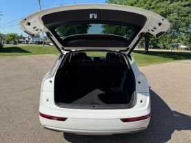2018 AUDI Q5 SUV 4-CYL, TURBO, 2.0 LITER PREMIUM PLUS SPORT UTILITY 4D