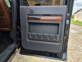 2013 FORD F250 SUPER DUTY CREW CAB PICKUP V8, TURBO DSL, 6.7L PLATINUM PICKUP 4D 6 3/4 FT