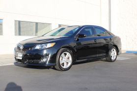 2014 TOYOTA CAMRY SE SEDAN 4D