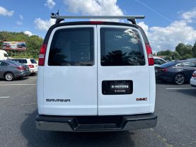 2017 GMC SAVANA 2500 CARGO