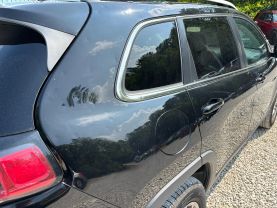 2020 JEEP CHEROKEE SUV 4-CYL, ZERO EVAP, 2.4 LITER LATITUDE PLUS SPORT UTILITY 4D at T&T Repairables - used car dealership in Spencer, Indiana.
