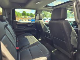 2023 Chevrolet Silverado 1500 Crew Cabrst Pickup 4d 5 3/4 Ft - Image 18