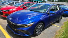 2024 Hyundai Elantra - Image 1