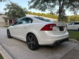 2017 VOLVO S60