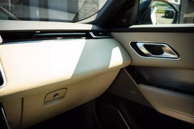 2019 LAND ROVER RANGE ROVER VELAR SUV V6, SUPERCHARGED, 3.0 LITER R-DYNAMIC SE SPORT UTILITY 4D