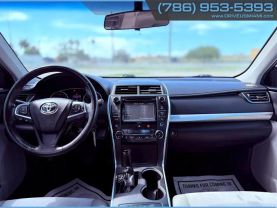 2017 TOYOTA CAMRY