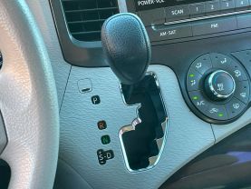 2013 TOYOTA SIENNA VAN - AUTOMATIC - Gentle Carmen Auto