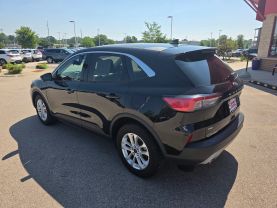 2021 FORD ESCAPE SUV 4-CYL, HYBRID, 2.5 LITER SE HYBRID SPORT UTILITY 4D
