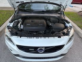 2017 VOLVO S60