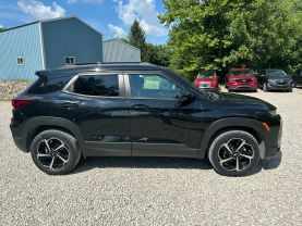 2021 CHEVROLET TRAILBLAZER SUV 3-CYL, ECOTEC, TURBO, 1.3 LITER RS SPORT UTILITY 4D at T&T Repairables - used car dealership in Spencer, Indiana.