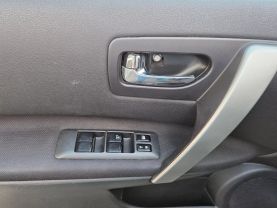 2010 NISSAN ROGUE SUV 4-CYL, 2.5 LITER S SPORT UTILITY 4D