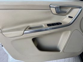 2013 VOLVO XC60 SUV 6-CYL, PZEV, 3.2 LITER 3.2 PREMIER SPORT UTILITY 4D