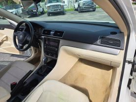 2014 VOLKSWAGEN PASSAT