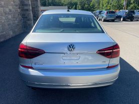 2018 VOLKSWAGEN PASSAT SEDAN 4-CYL, TURBO, 2.0 LITER 2.0T SE SEDAN 4D - Gesner Auto Inc in Taunton, MA, 41.88613, -71.14527