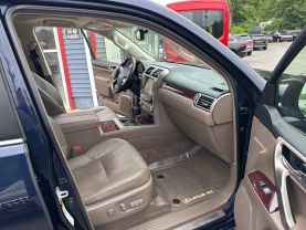 2017 LEXUS GX SUV V8, 4.6 LITER GX 460 SPORT UTILITY 4D