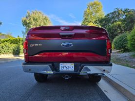 2017 FORD F150 SUPERCREW CAB LARIAT PICKUP 4D 5 1/2 FT