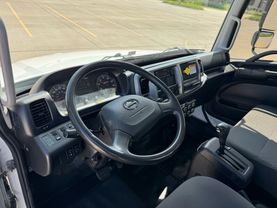2018 HINO 258 PICKUP - 258ALP