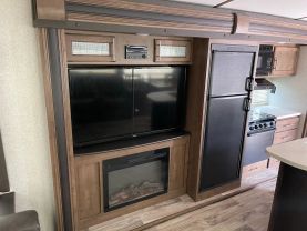 2018 KEYSTONE RV COUGAR