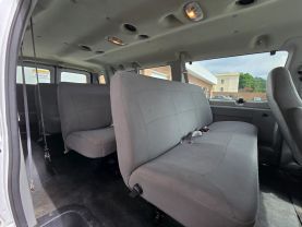2007 Ford E350 Super Duty Passengerxlt Extended Van 3d - Image 24