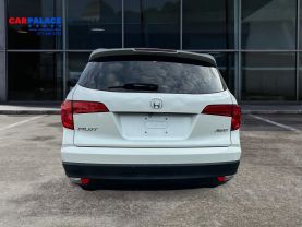 2017 HONDA PILOT SUV WHITE AUTOMATIC - CARPALACE, Chantilly, VA. 38.91645215435775, -77.47495885092432