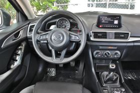 2017 MAZDA MAZDA3