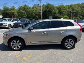 2016 VOLVO XC60 SUV 4-CYL, DRV-E SPRCHRG 2.0T T6 DRIVE-E SPORT UTILITY 4D