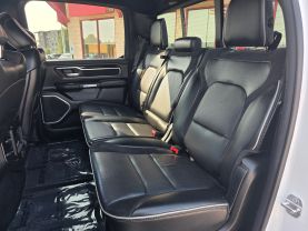 2021 RAM 1500 CREW CAB PICKUP V8, HEMI, 5.7 LITER LARAMIE PICKUP 4D 5 1/2 FT