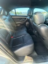 2016 Ford Taurus - Image 20
