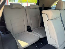 2017 KIA SORENTO SUV 4-CYL, GDI, 2.4 LITER LX SPORT UTILITY 4D