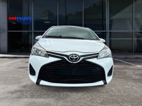 2017 TOYOTA YARIS HATCHBACK WHITE AUTOMATIC - CARPALACE, Chantilly, VA. 38.91645215435775, -77.47495885092432