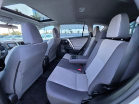 2015 Toyota Rav4 - Image 10