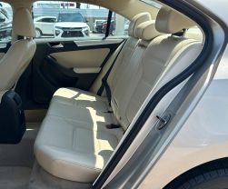 2013 VOLKSWAGEN JETTA SEDAN 5-CYL, PZEV, 2.5 LITER 2.5L SE SEDAN 4D