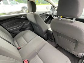 2017 Ford Focus - Image 36